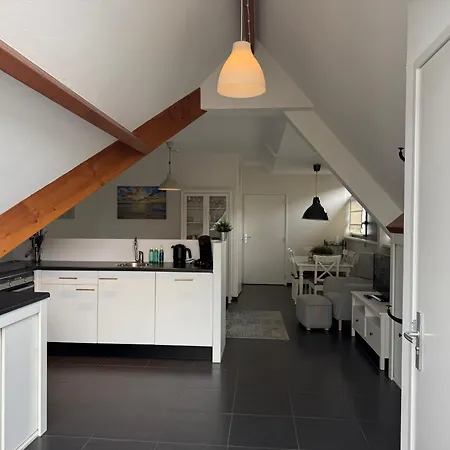 Weststraat 22 - - Oost 3p