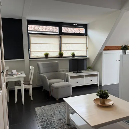 Lejlighed Weststraat 22 - - Oost 3p *