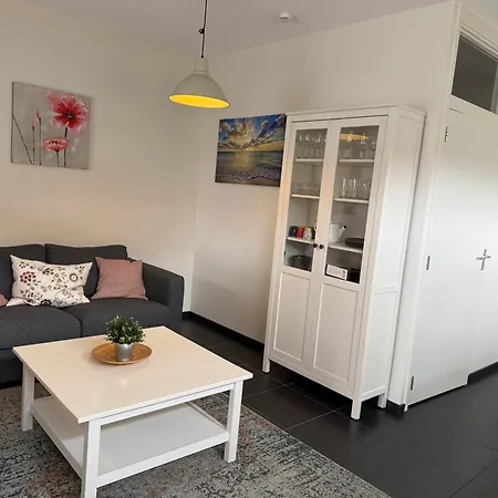 Weststraat 22 - - Oost 3p Lejlighed Ouddorp