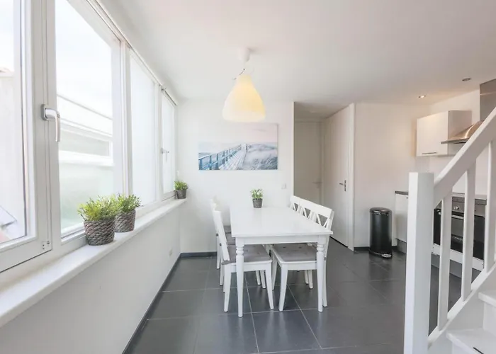 Weststraat 22 - - Oost 3p