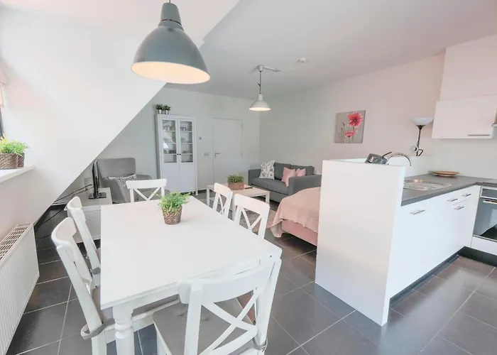 Weststraat 22 - - Oost 3p Daire *