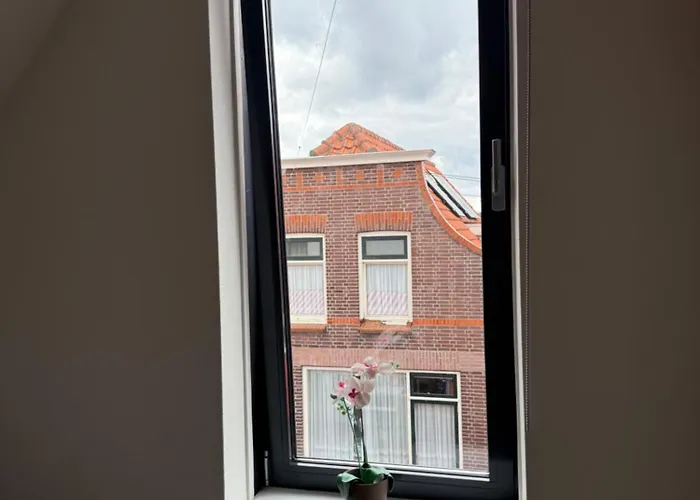 Weststraat 22 - - Oost 3p Ouddorp